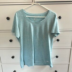 Nike size XL dri-fit blue crew neck T-shirt